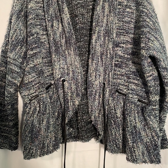 Avenue Sweaters - Avenue collection EUC sweater/cardigan.Size 26/28W soft boucle multi-color